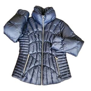 GUESS Women’s Size Medium Quilted Puffer Jacket Blue Excellent Condition